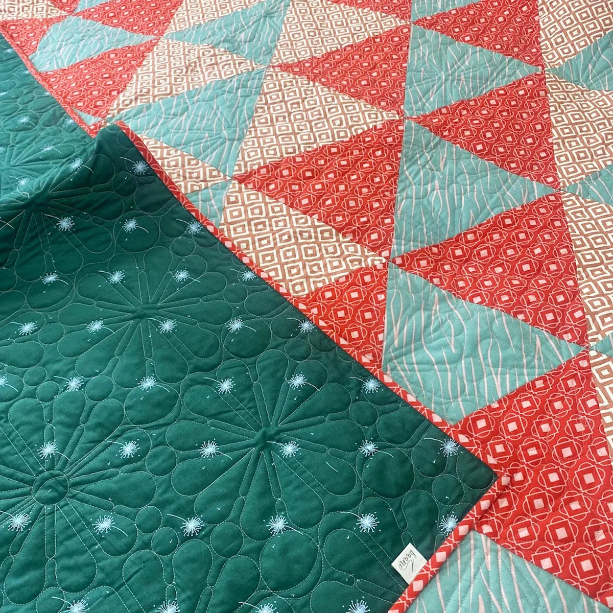 Double Sized Quilt: Triangles in Red & Green